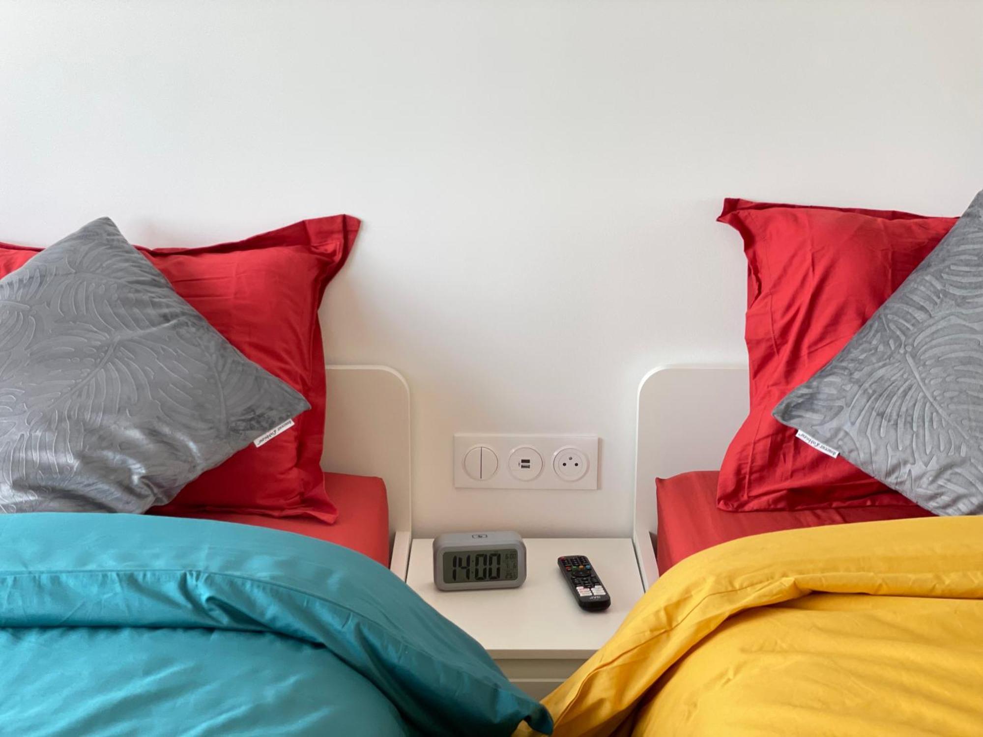 Paris Pantin Magnifique Appartement 4 Pieces De 108M2 Avec 2 Parking Interieur - Tres Cosy Pour 1 A 12 Personnes - Entierement Refait A Neuf Entire Apartment Luxurious And Warm - Pantin Paris 19 Eme Free Wifi Gratuit Εξωτερικό φωτογραφία