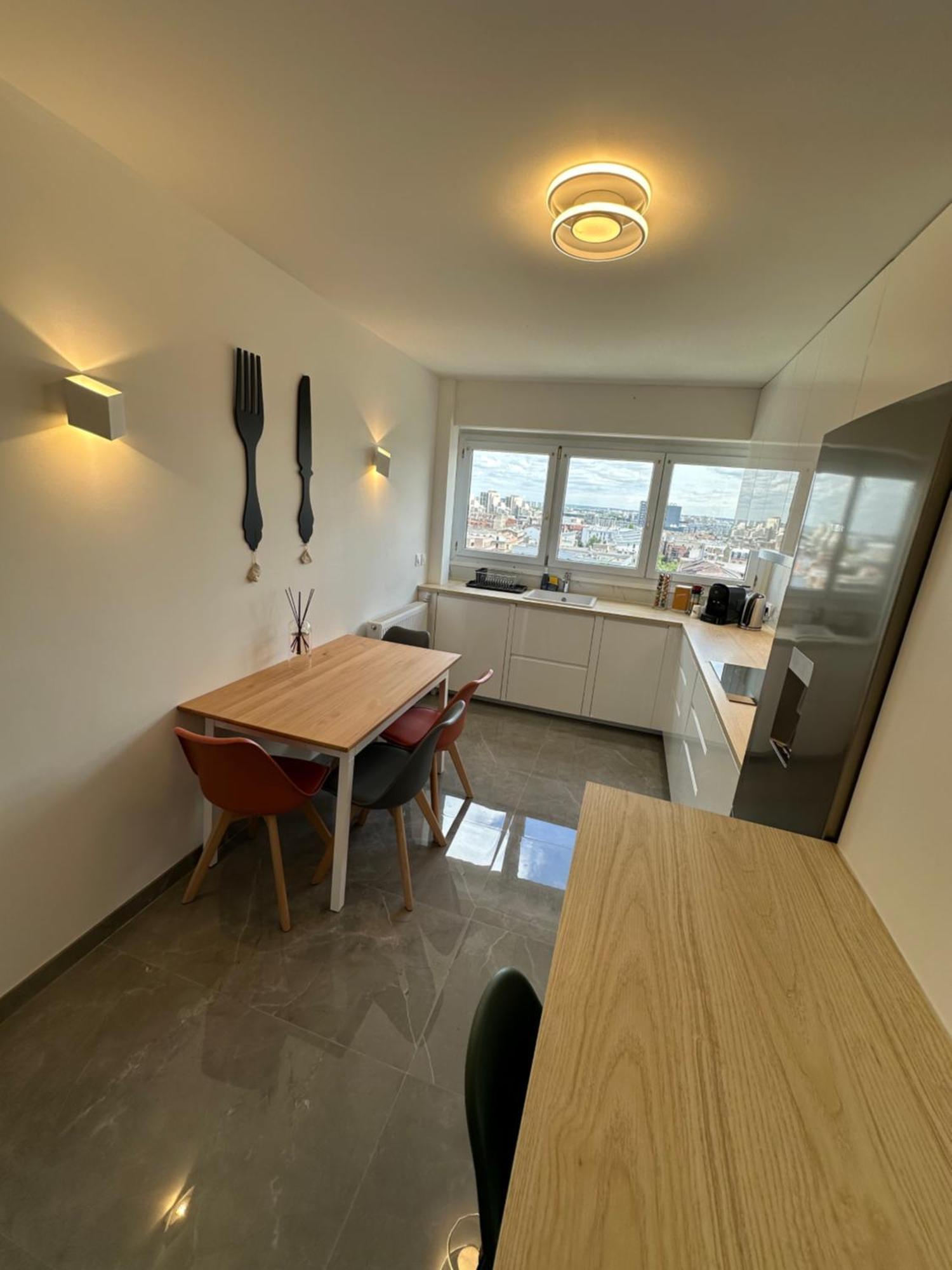 Paris Pantin Magnifique Appartement 4 Pieces De 108M2 Avec 2 Parking Interieur - Tres Cosy Pour 1 A 12 Personnes - Entierement Refait A Neuf Entire Apartment Luxurious And Warm - Pantin Paris 19 Eme Free Wifi Gratuit Εξωτερικό φωτογραφία