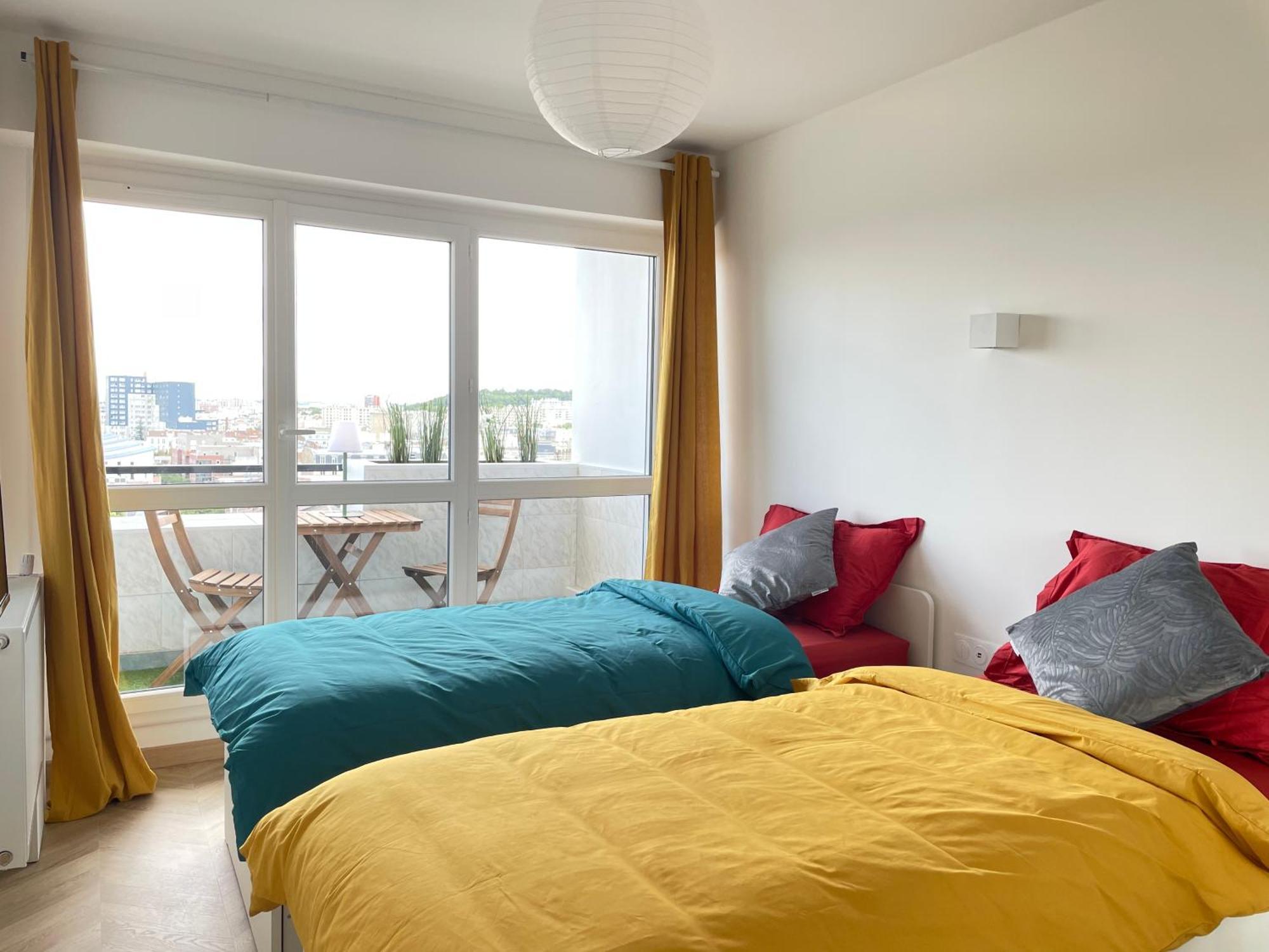 Paris Pantin Magnifique Appartement 4 Pieces De 108M2 Avec 2 Parking Interieur - Tres Cosy Pour 1 A 12 Personnes - Entierement Refait A Neuf Entire Apartment Luxurious And Warm - Pantin Paris 19 Eme Free Wifi Gratuit Εξωτερικό φωτογραφία