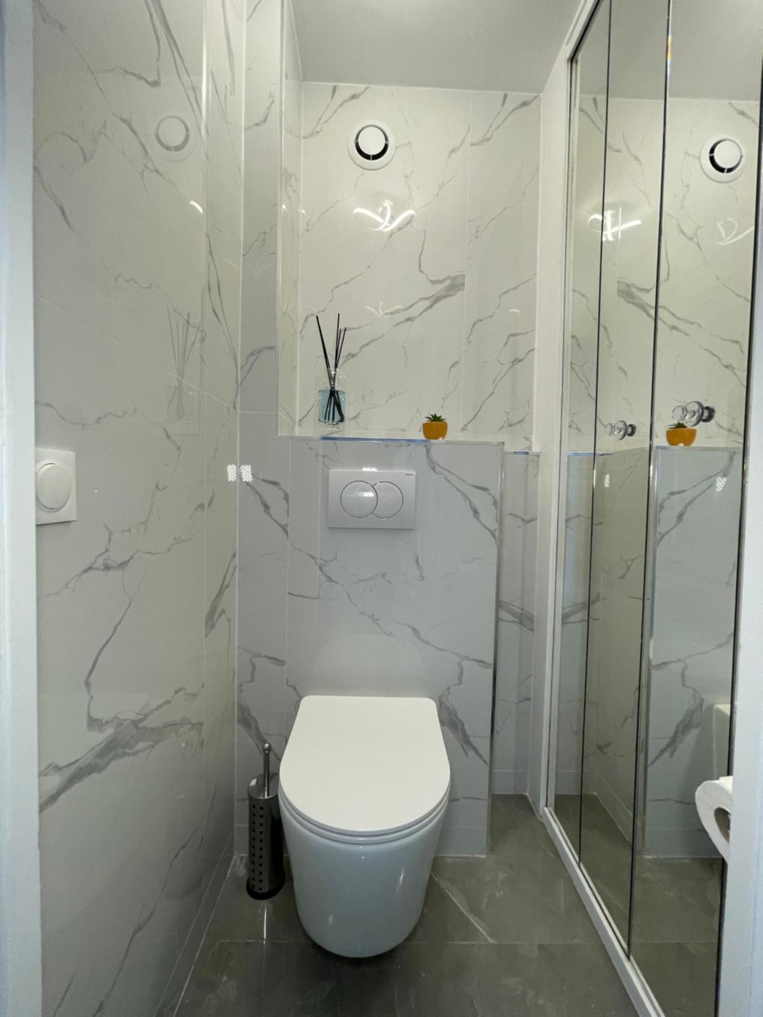 Paris Pantin Magnifique Appartement 4 Pieces De 108M2 Avec 2 Parking Interieur - Tres Cosy Pour 1 A 12 Personnes - Entierement Refait A Neuf Entire Apartment Luxurious And Warm - Pantin Paris 19 Eme Free Wifi Gratuit Εξωτερικό φωτογραφία