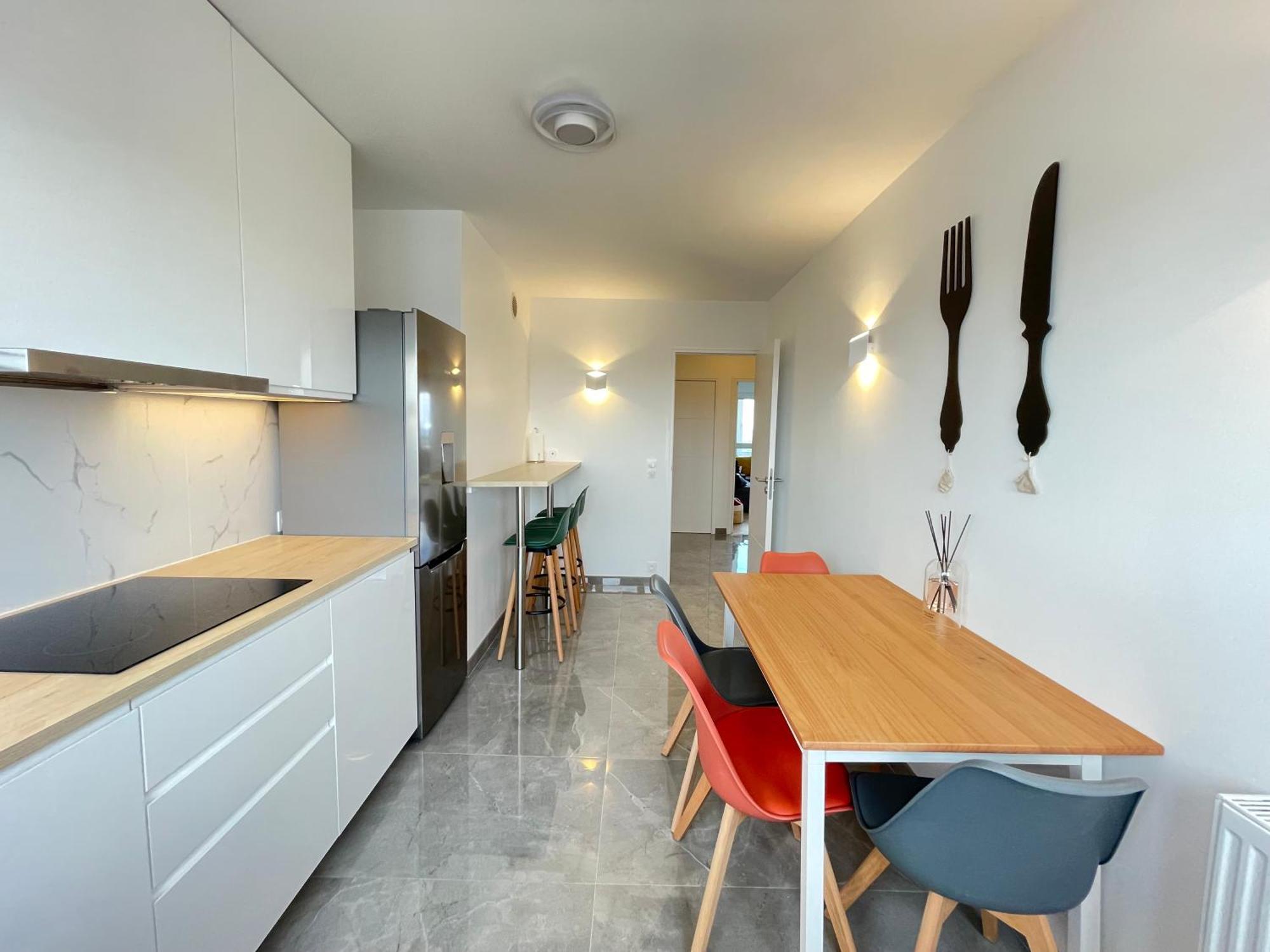 Paris Pantin Magnifique Appartement 4 Pieces De 108M2 Avec 2 Parking Interieur - Tres Cosy Pour 1 A 12 Personnes - Entierement Refait A Neuf Entire Apartment Luxurious And Warm - Pantin Paris 19 Eme Free Wifi Gratuit Εξωτερικό φωτογραφία