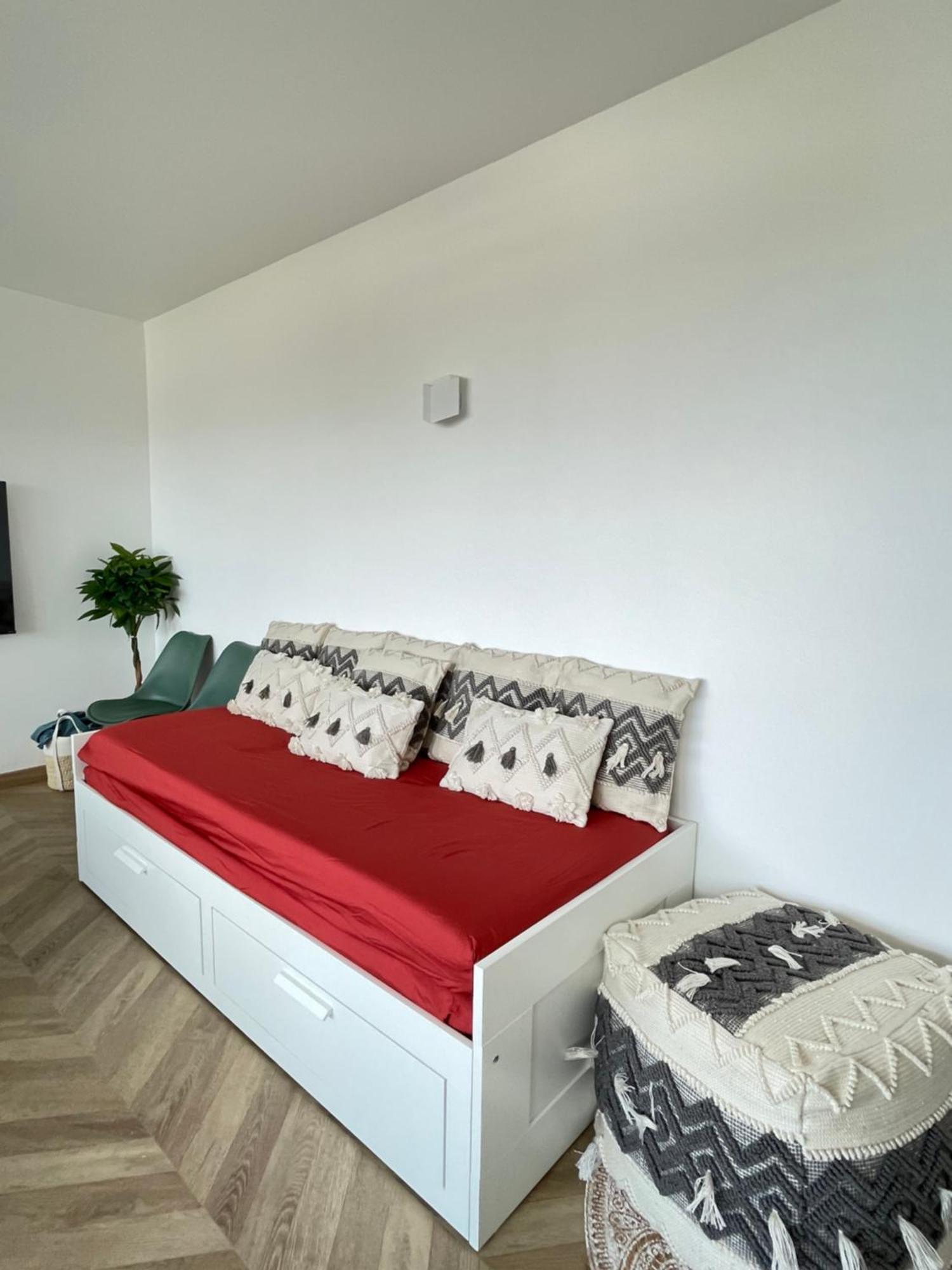 Paris Pantin Magnifique Appartement 4 Pieces De 108M2 Avec 2 Parking Interieur - Tres Cosy Pour 1 A 12 Personnes - Entierement Refait A Neuf Entire Apartment Luxurious And Warm - Pantin Paris 19 Eme Free Wifi Gratuit Εξωτερικό φωτογραφία