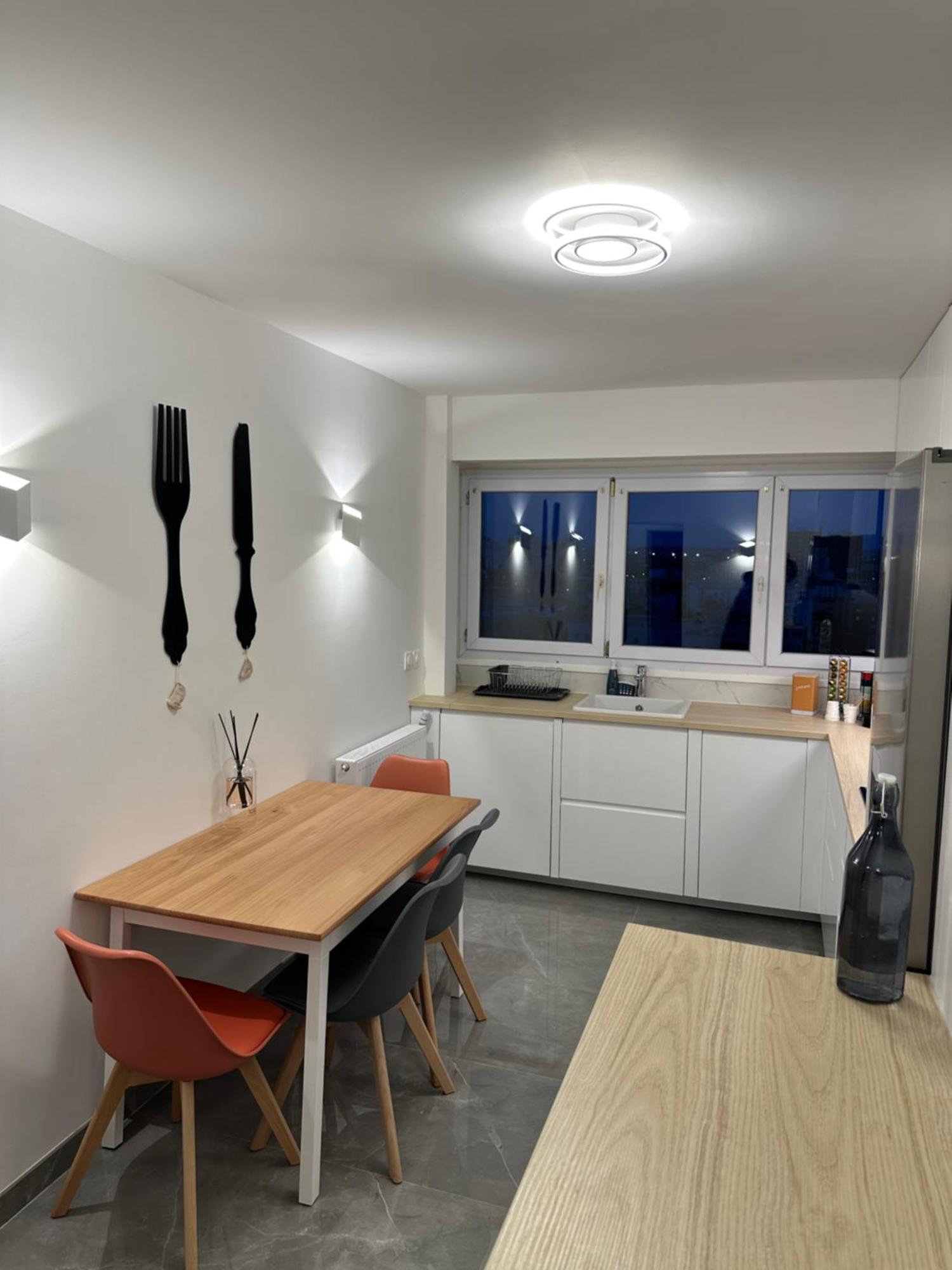 Paris Pantin Magnifique Appartement 4 Pieces De 108M2 Avec 2 Parking Interieur - Tres Cosy Pour 1 A 12 Personnes - Entierement Refait A Neuf Entire Apartment Luxurious And Warm - Pantin Paris 19 Eme Free Wifi Gratuit Εξωτερικό φωτογραφία